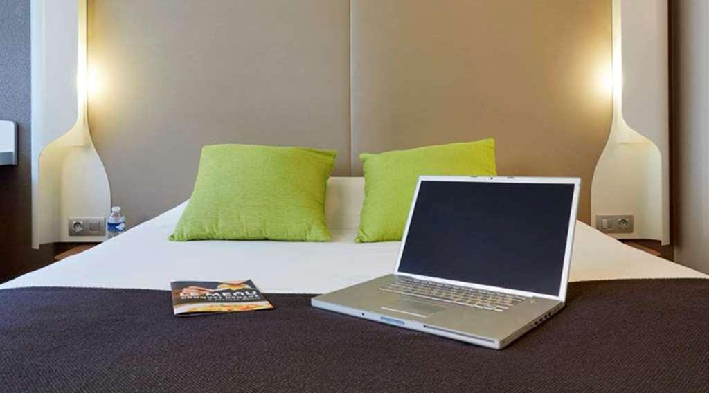 Hotel Campanile Prime - Nimes Centre Zimmer foto